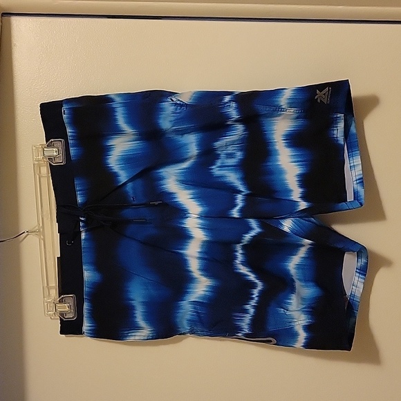 NWT: ZeroXposur Men's Swim Trunks - Picture 1 of 12